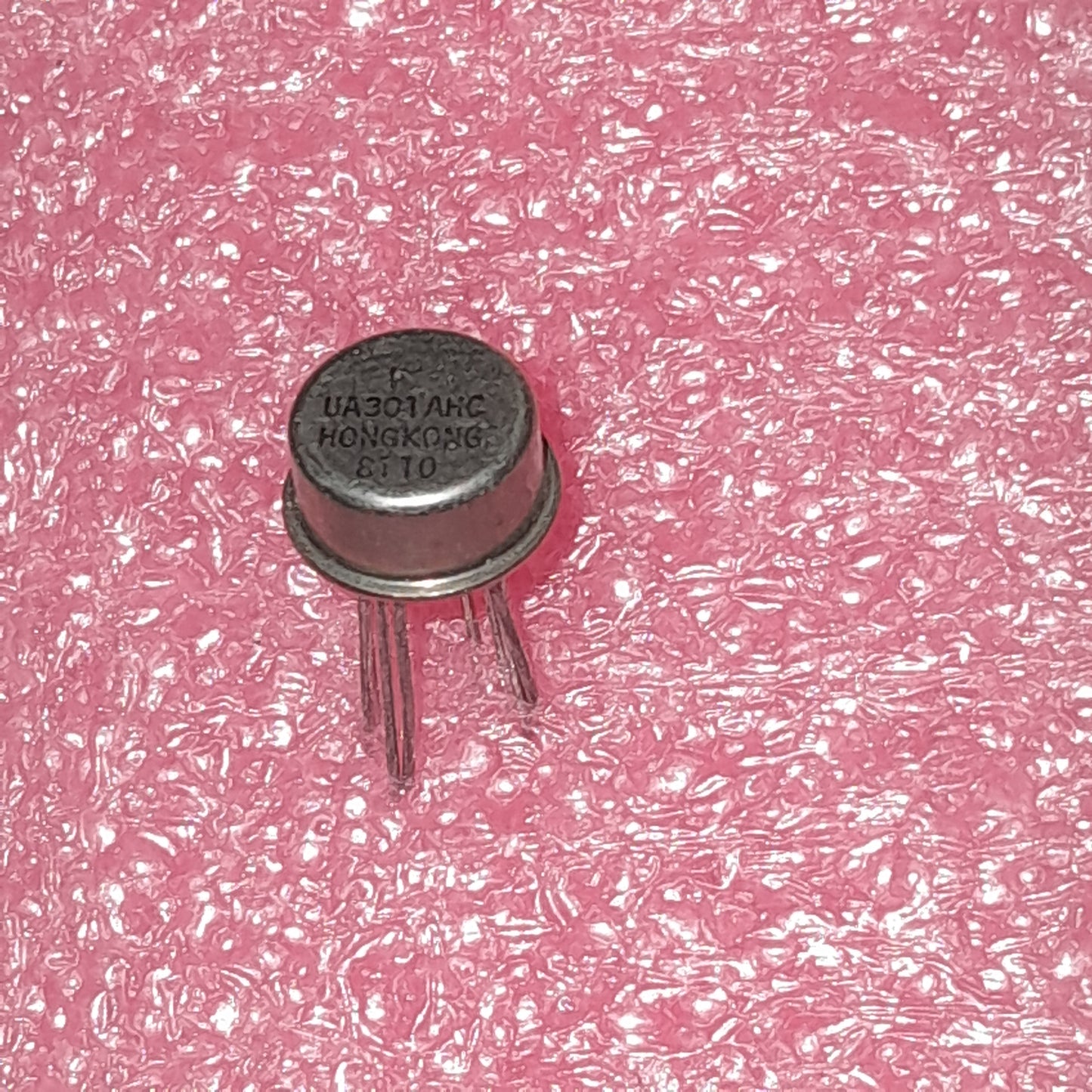 UA301AHC classic operational amplifier (NOS)