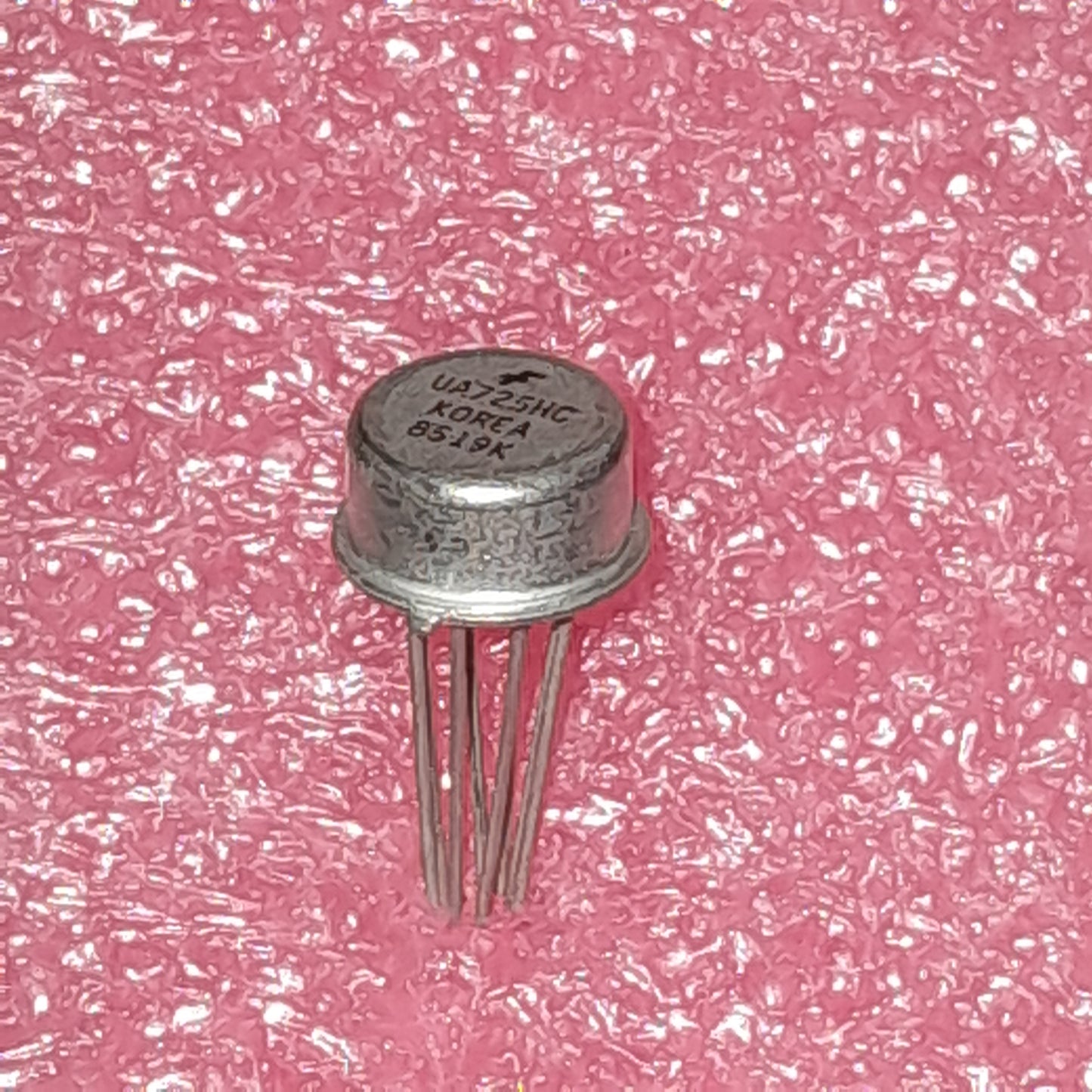 UA725HC high-precision instrumentation operational amplifier (NOS)