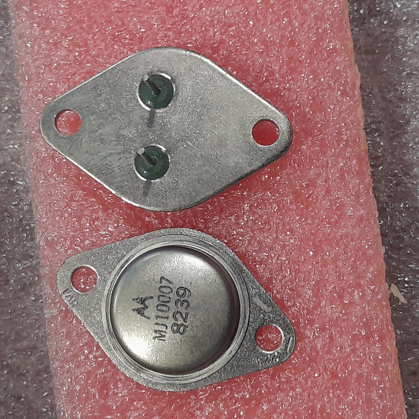 MJ10007 high-voltage, high-current switching transistors (NOS)