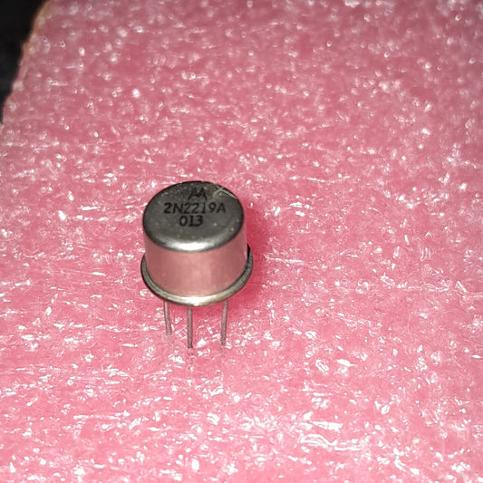 Motorola 2N2219A  NPN silicon bipolar transistor (silver leads)