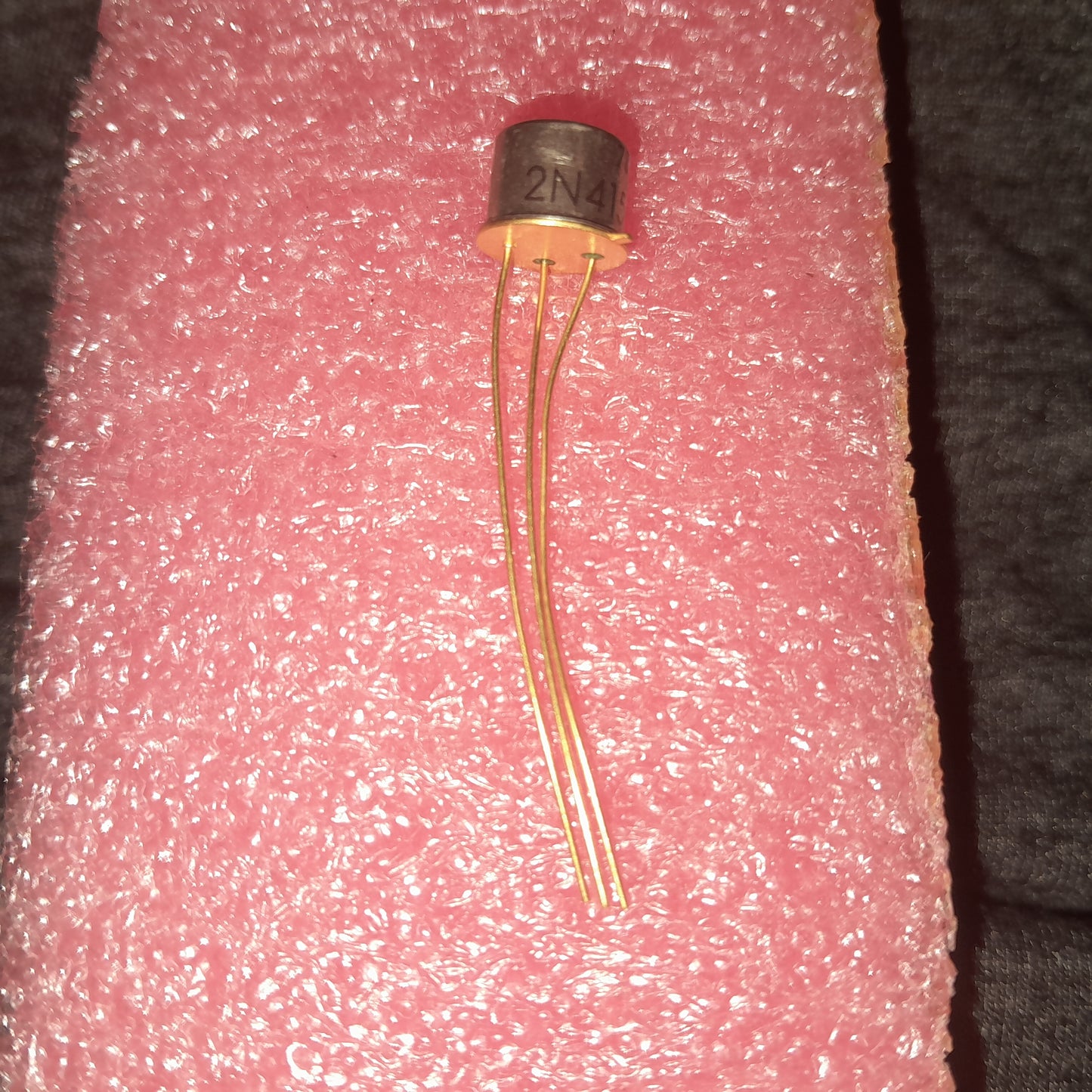 2N4150 NPN silicon power transistor