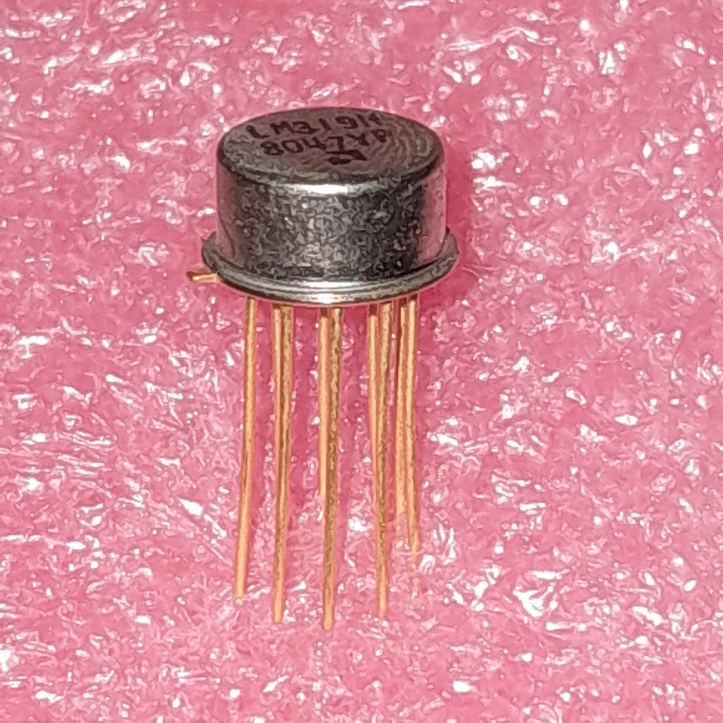 LM319H high-speed dual voltage comparator (NOS GOLD LEADS)