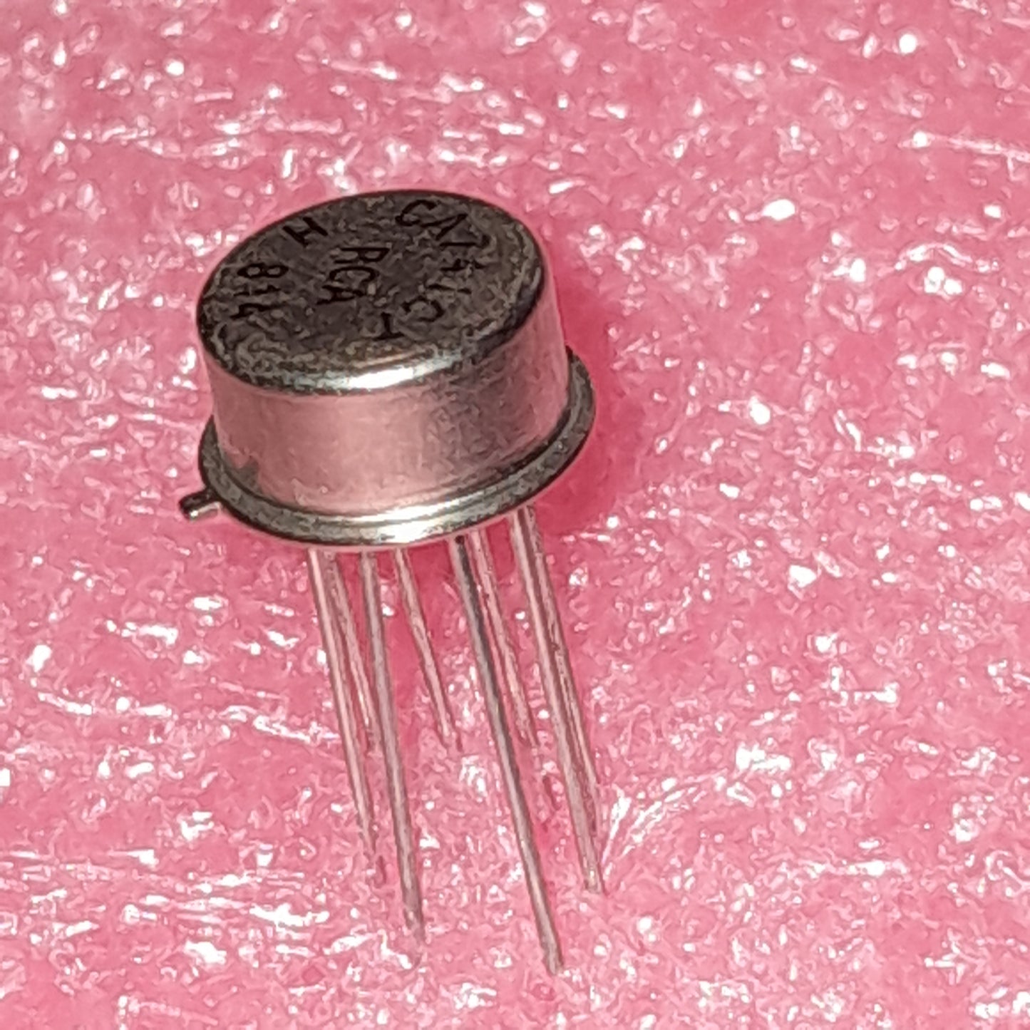 CA741CT classic, general-purpose operational amplifier (NOS)