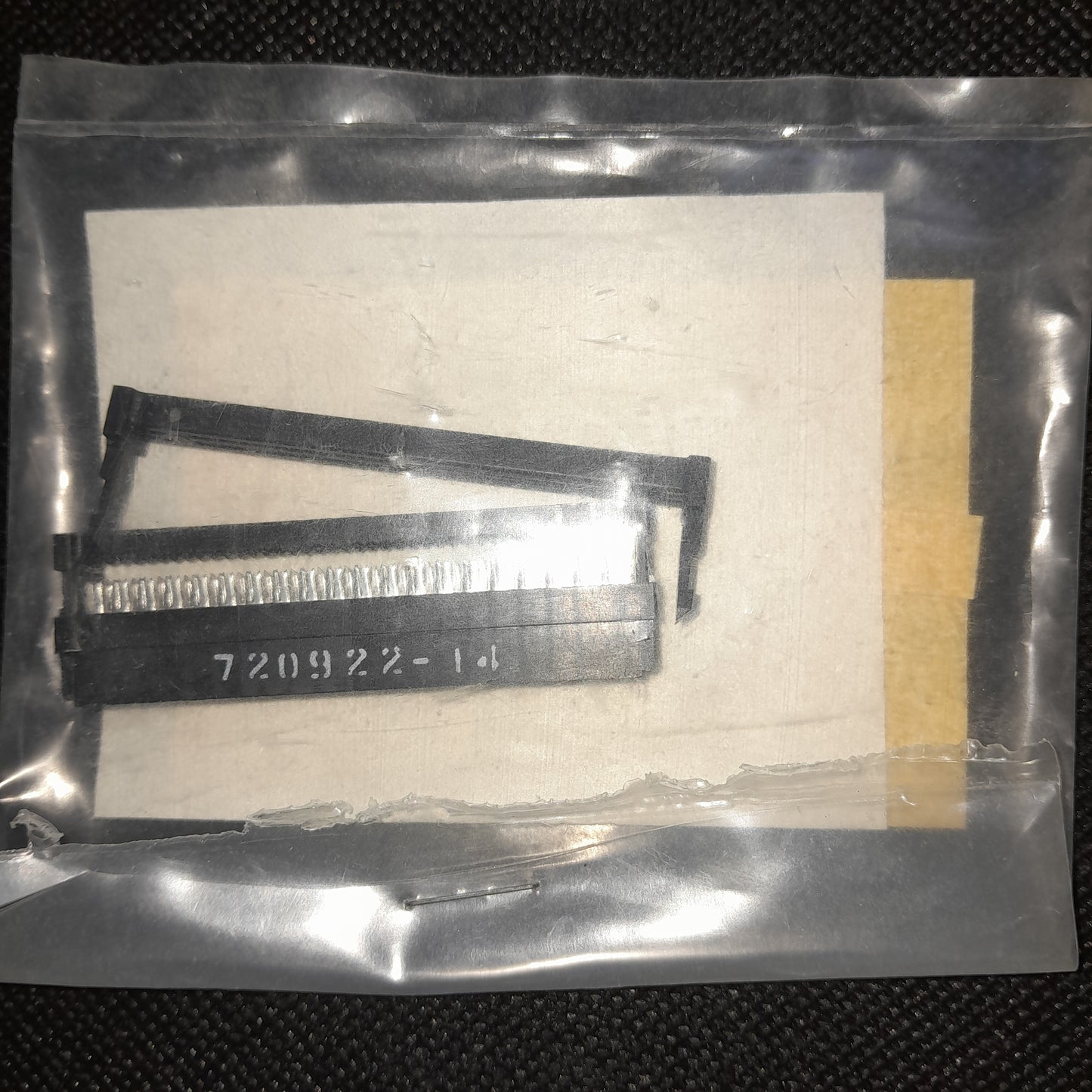 Hypertac KA29/127BEV7MRTH 9914, connector for ribbon wire (NOS MIL/SPEC)