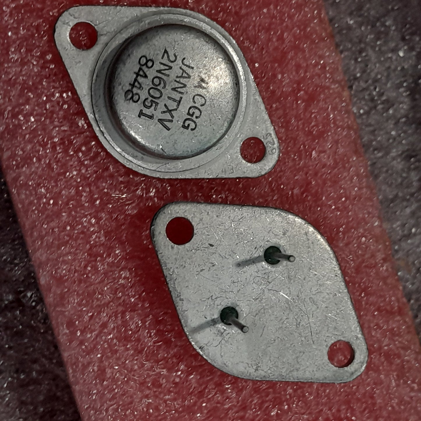 JANTXV2N6051 indicates a very specific type of transistor. military-specification (Mil-Spec) power Darlington transistor. (NOS  MIL/SPEC,RARE)