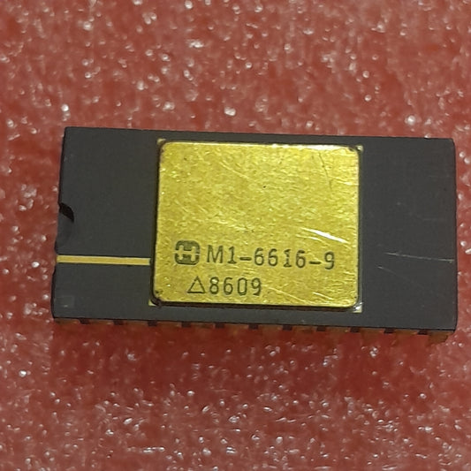 Harris Semiconductor M1-6616-9 Static RAM (SRAM) chip gomd pins