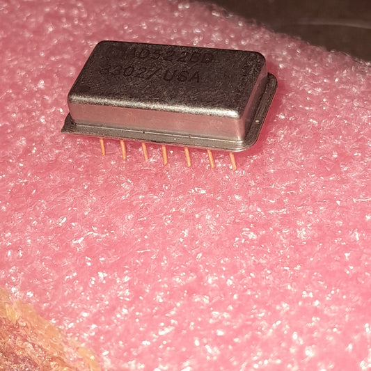 AD522 is a precision instrumentation amplifier gold pin